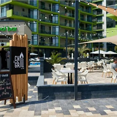 아파트 Breeze Studio Beach & Pool Năvodari