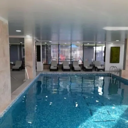 Breeze Studio Beach & Pool 3* Năvodari